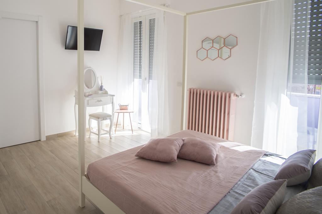 La Maison Extravagante Saronno Exteriér fotografie